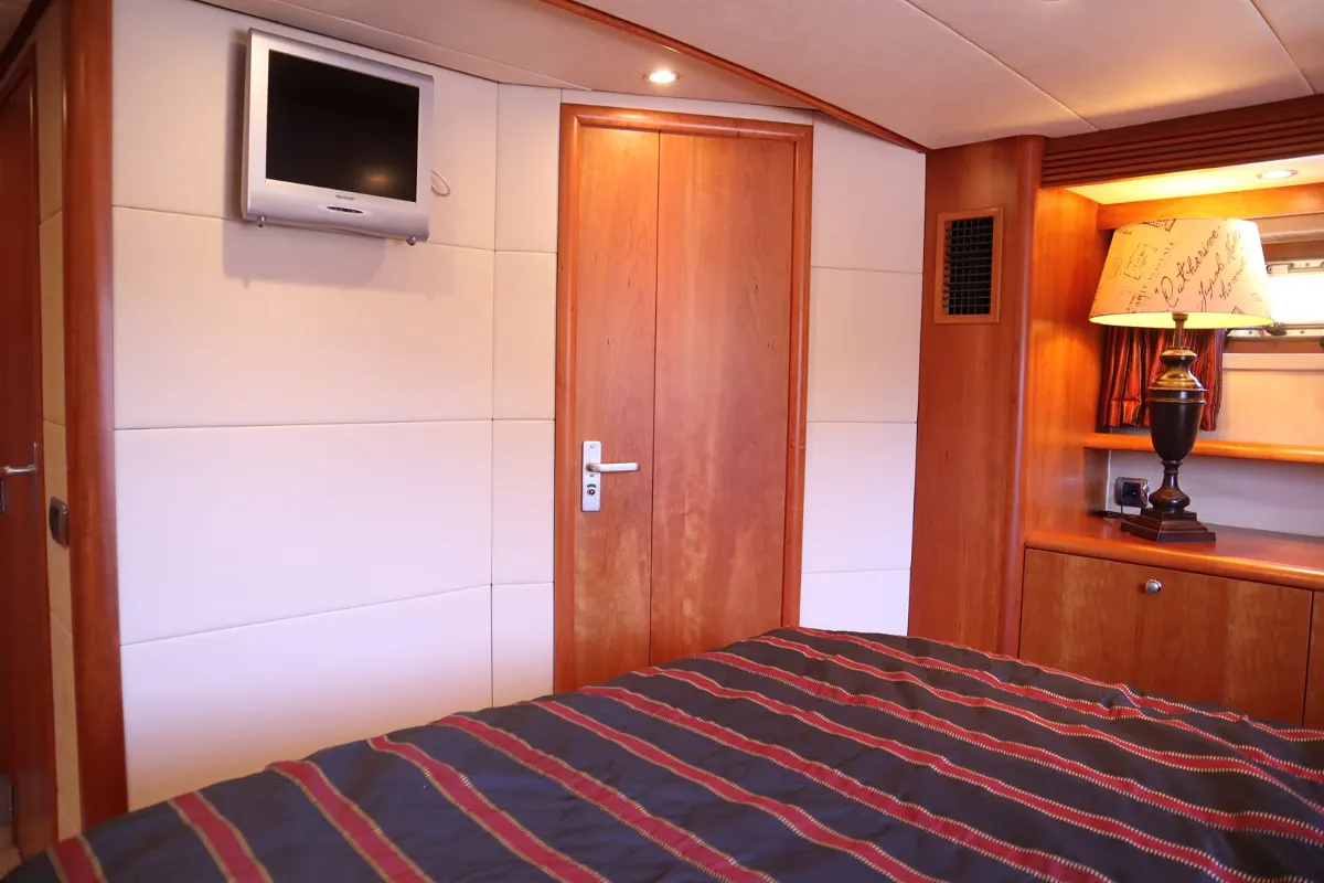 Van der Valk Continental 15.50 56