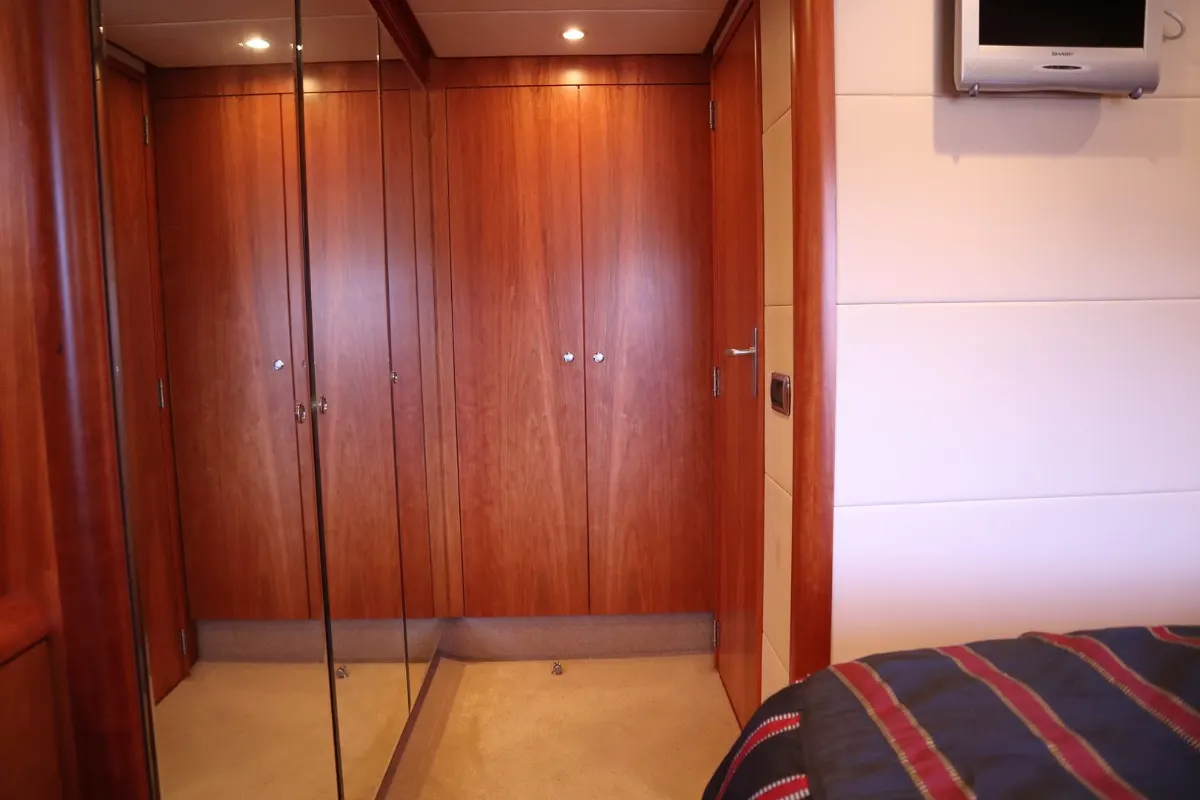Van der Valk Continental 15.50 57