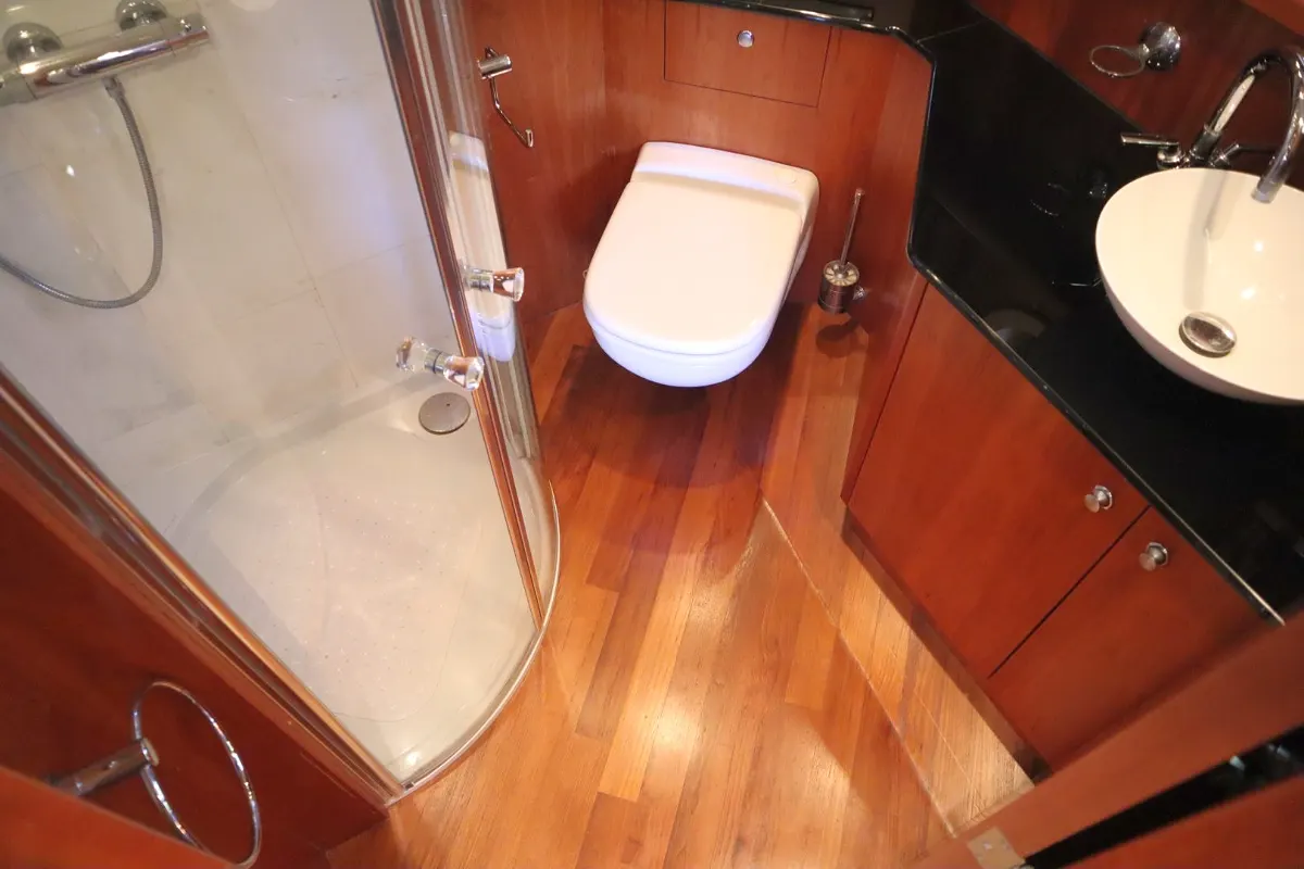 Van der Valk Continental 15.50 58