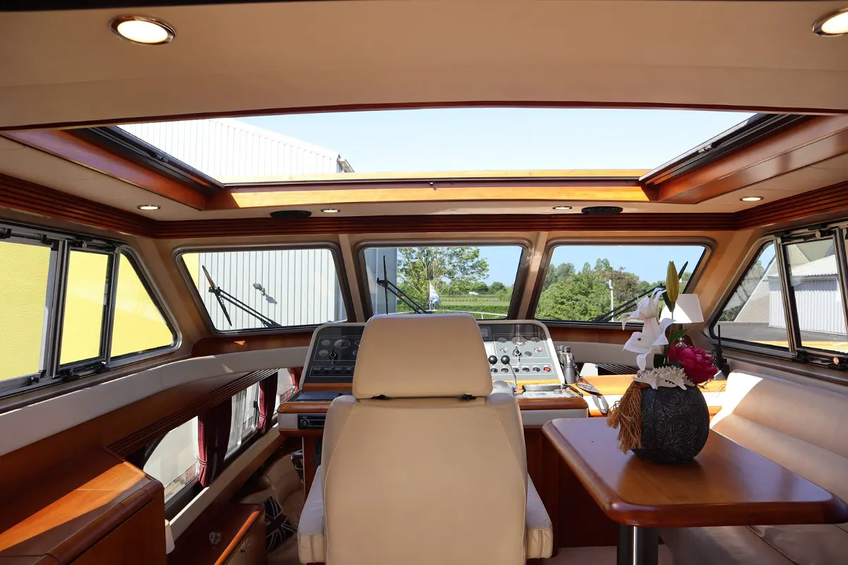 Van der Valk Continental 15.50 63