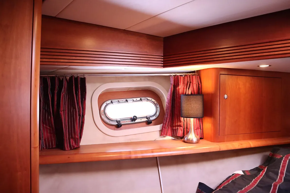 Van der Valk Continental 15.50 87