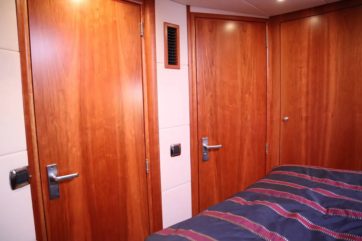 Van der Valk Continental 15.50 89