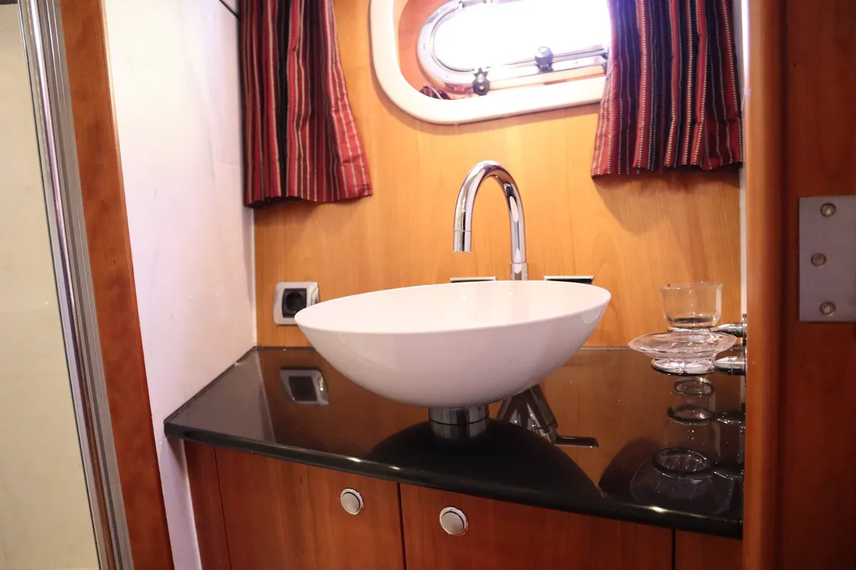 Van der Valk Continental 15.50 91