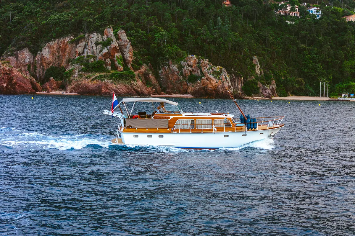 Super Van Craft 1160 68