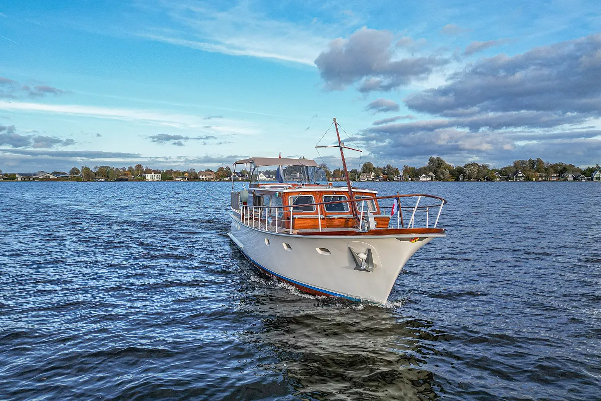 Super Van Craft 1160 8