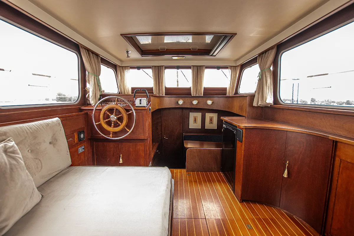 Super Van Craft 1160 141