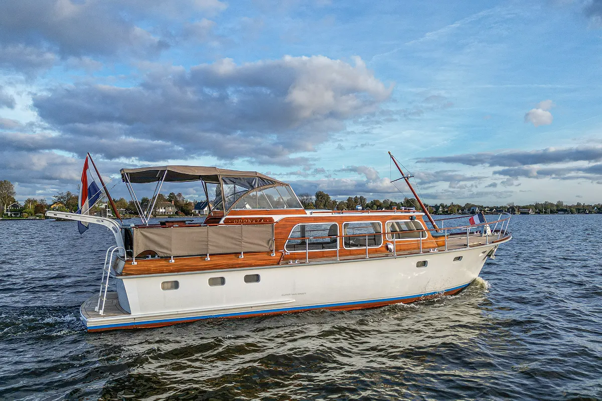 Super Van Craft 1160 3