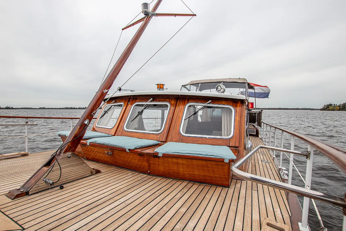 Super Van Craft 1160 16
