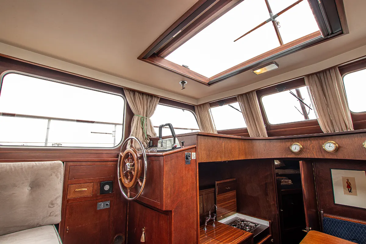 Super Van Craft 1160 124