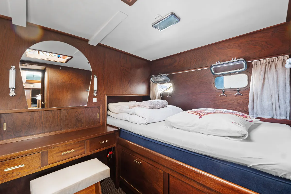 Super Van Craft 1160 106