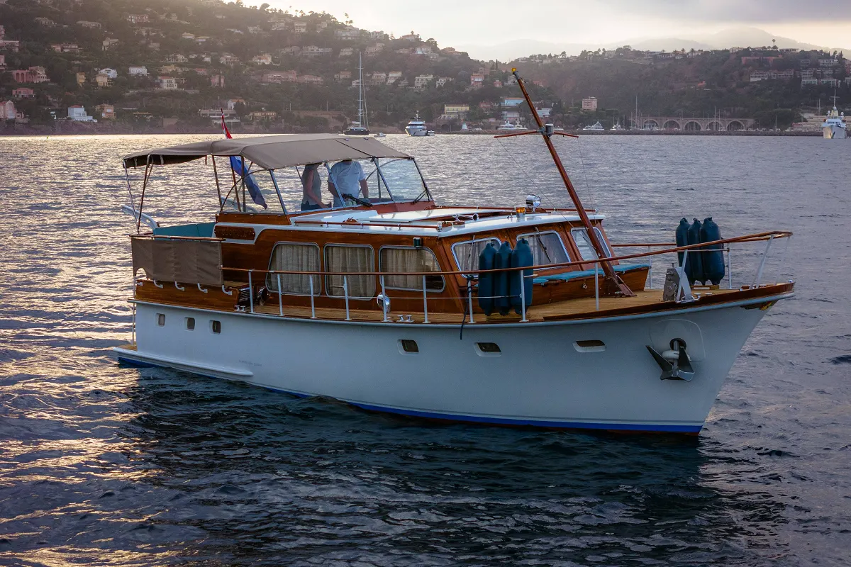 Super Van Craft 1160 57