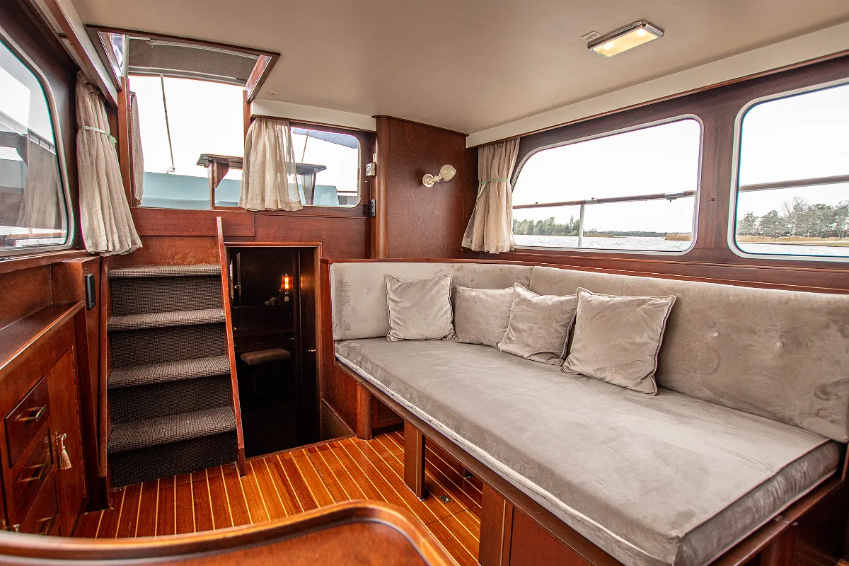 Super Van Craft 1160 143