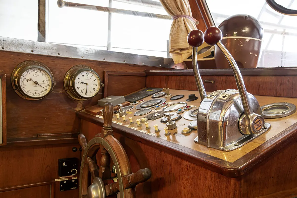 Feadship Van Lent 95