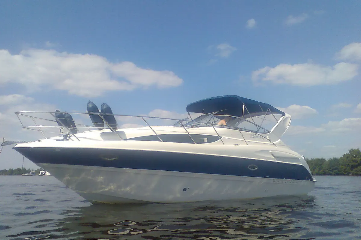Bayliner 305 Cruiser