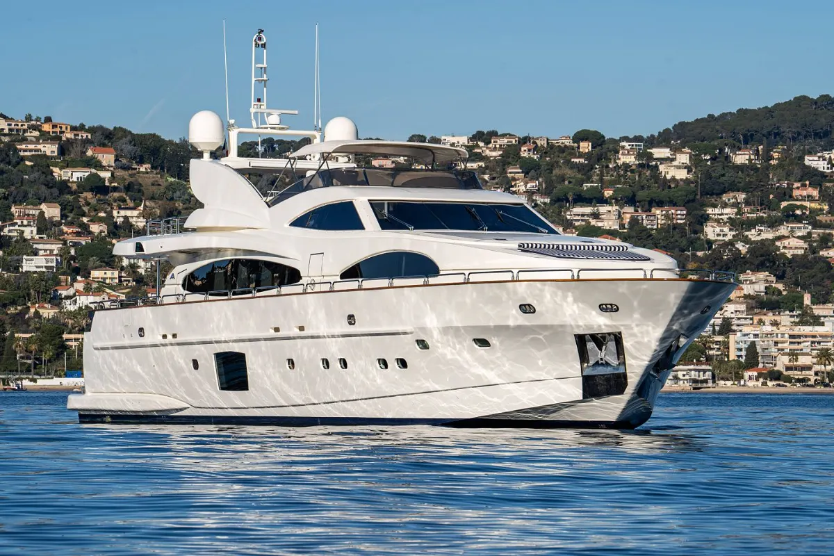 Astondoa 102 GLX 6