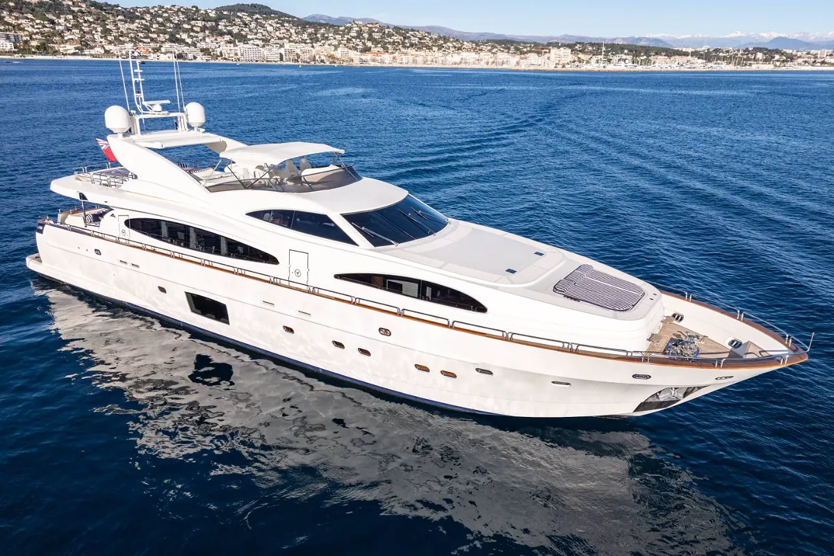 Astondoa 102 GLX 12