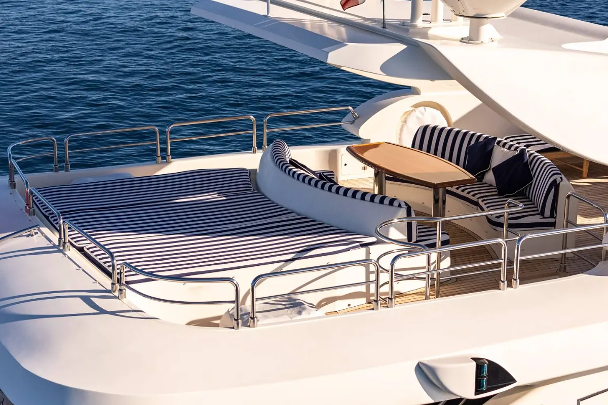 Astondoa 102 GLX 18