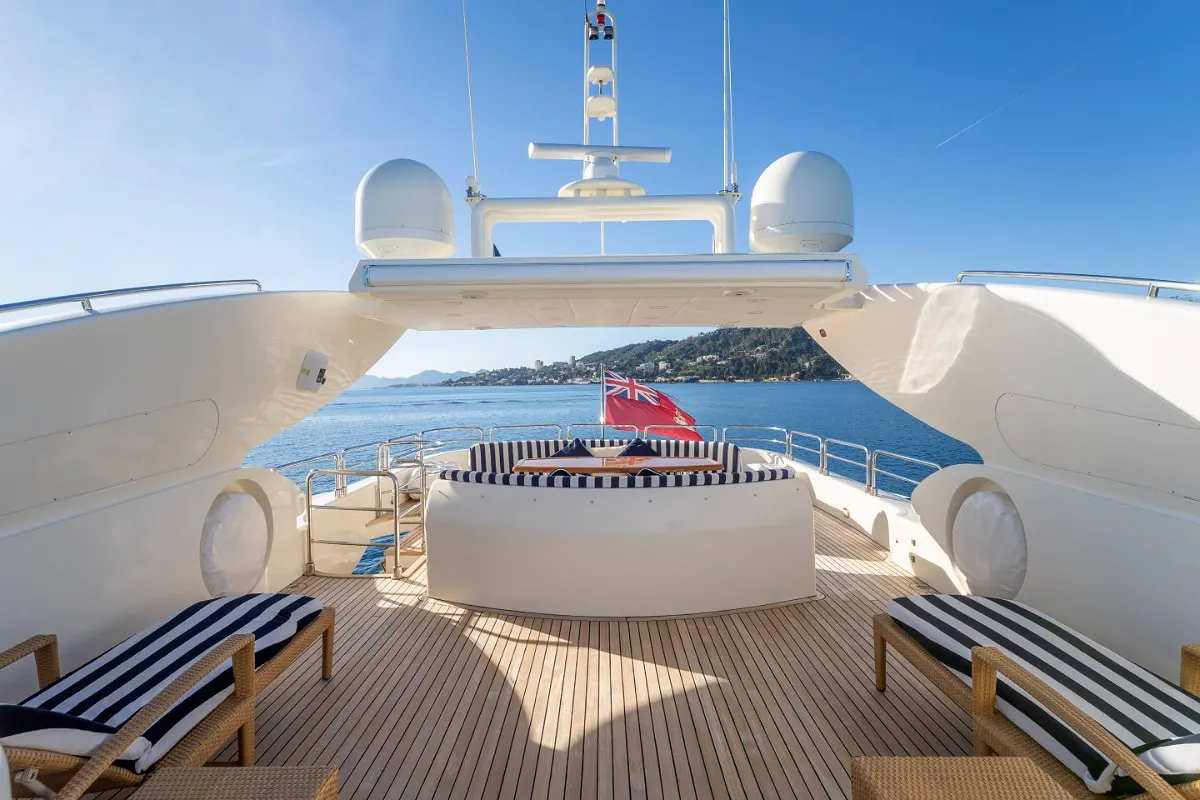 Astondoa 102 GLX 25