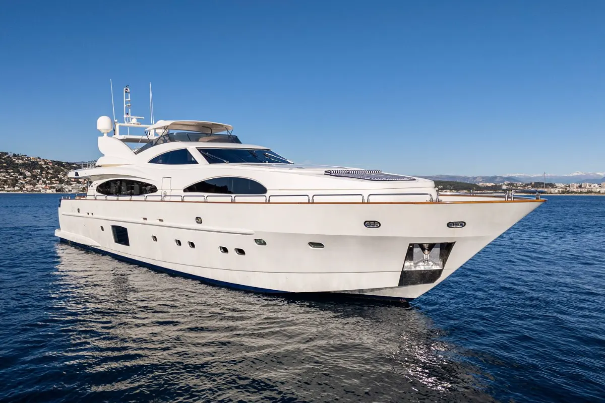 Astondoa 102 GLX 39