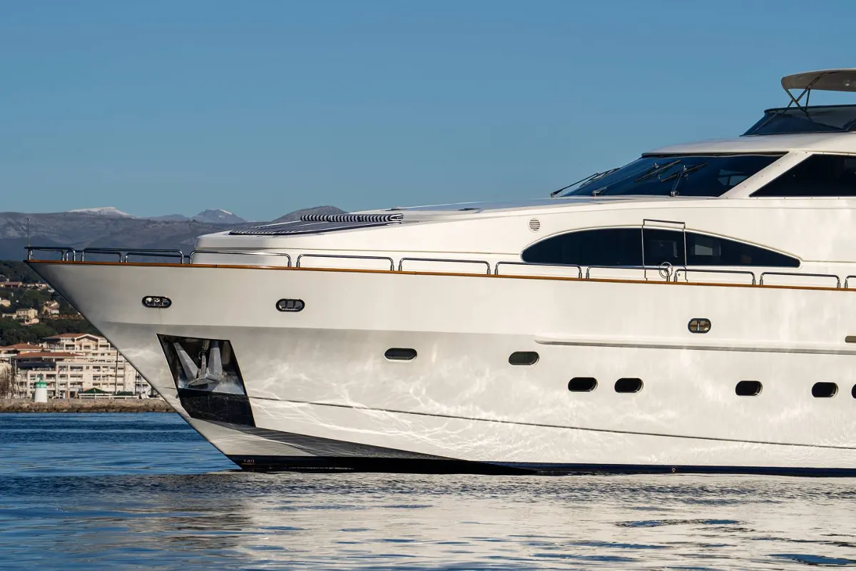 Astondoa 102 GLX 47