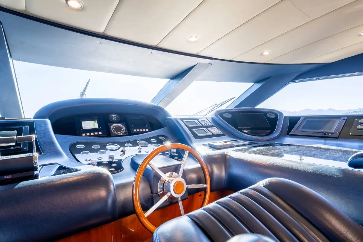 Astondoa 102 GLX 93
