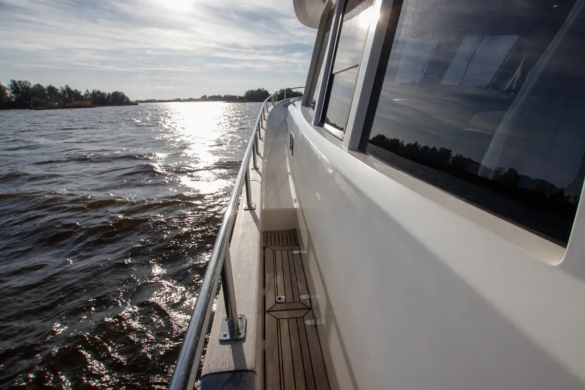 Sasga Yachts Menorquin 42 Flybridge 44