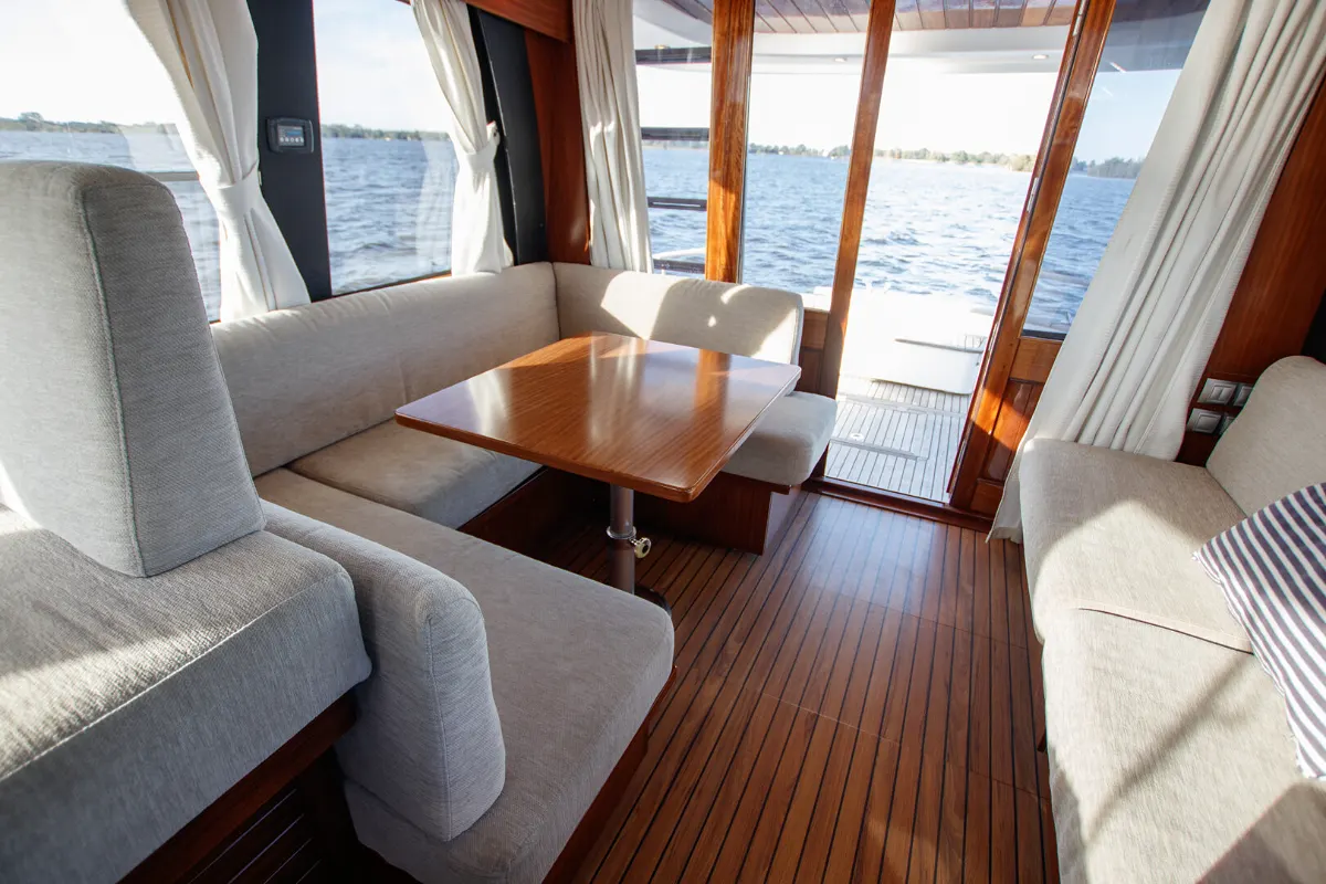 Sasga Yachts Menorquin 42 Flybridge 56