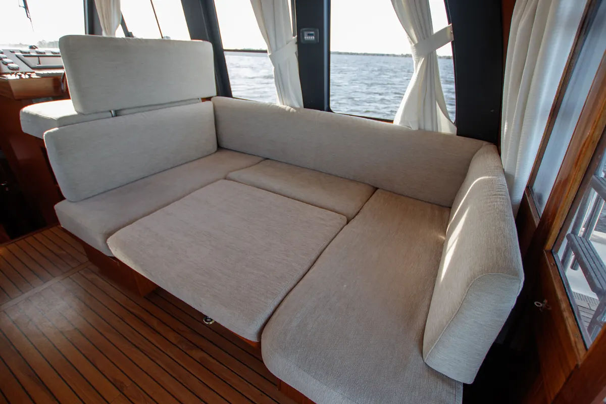 Sasga Yachts Menorquin 42 Flybridge 59
