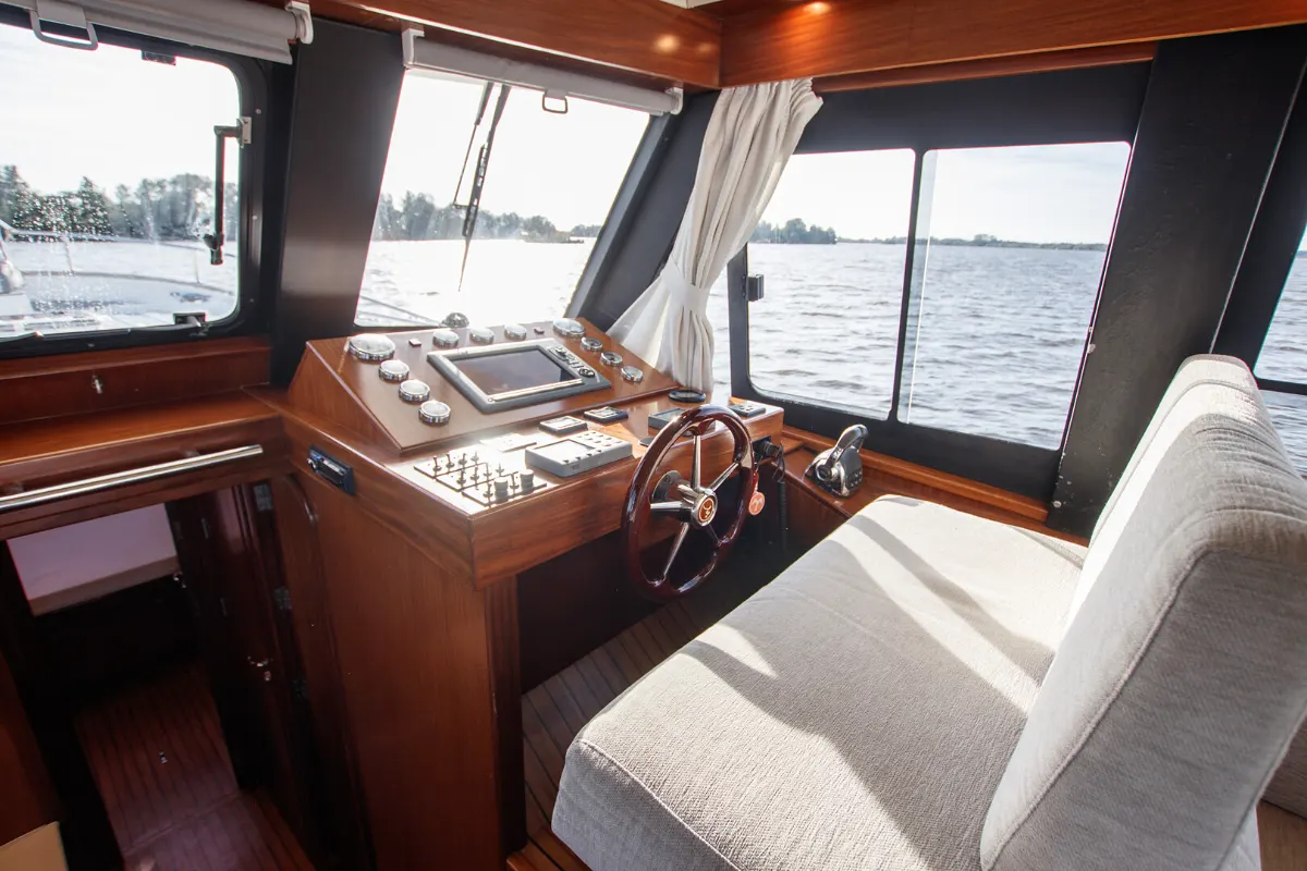 Sasga Yachts Menorquin 42 Flybridge 60