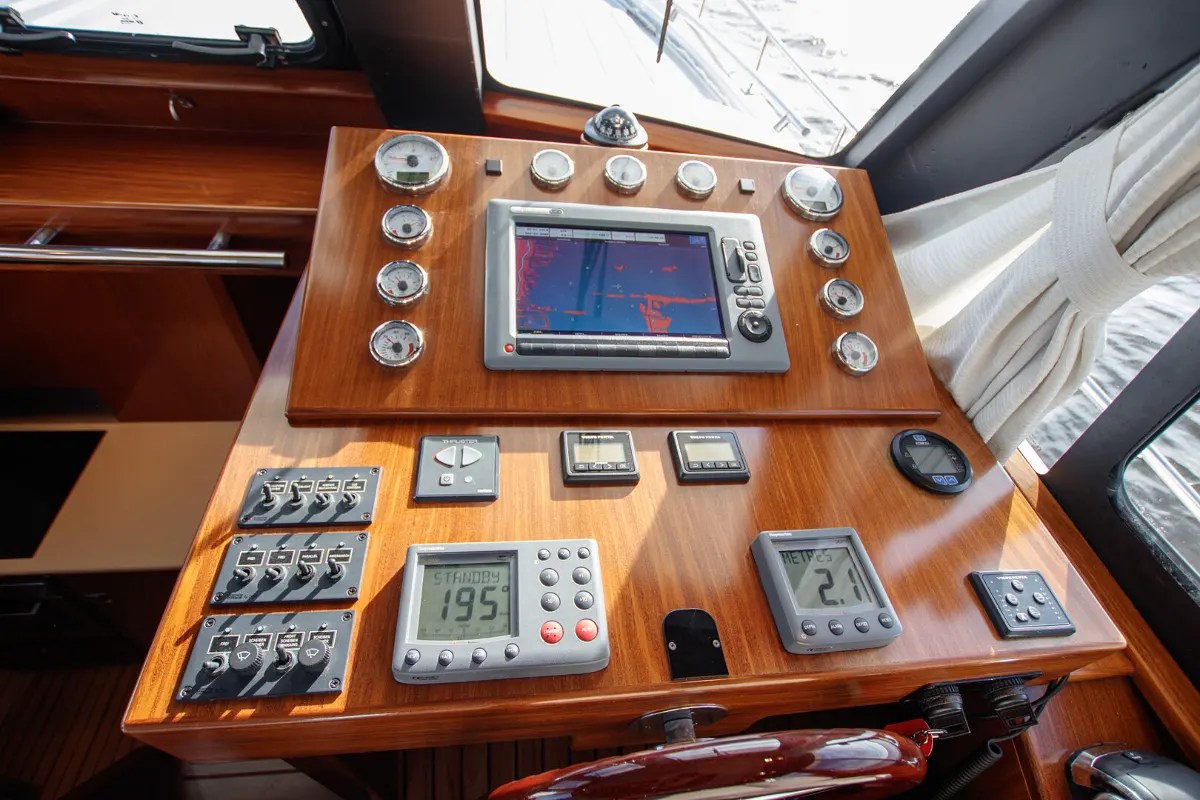 Sasga Yachts Menorquin 42 Flybridge 62