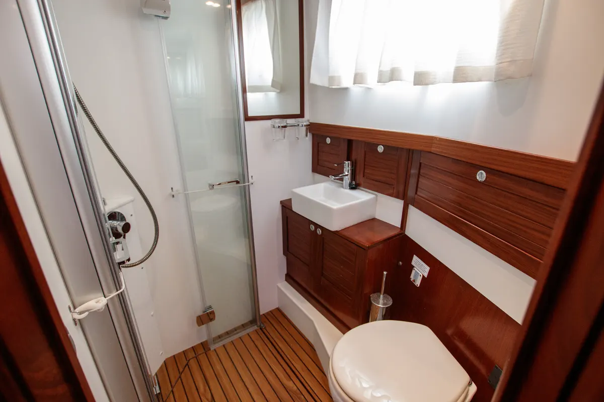 Sasga Yachts Menorquin 42 Flybridge 84