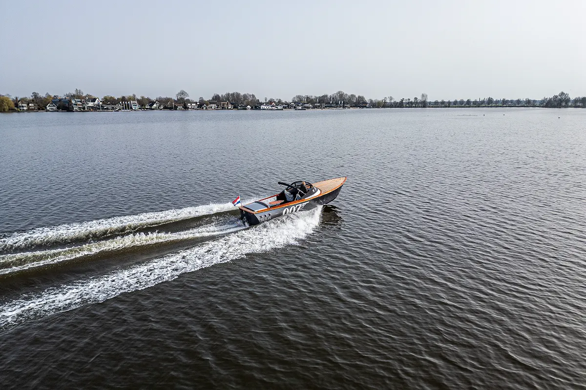 Custom Aluminium Tender 15