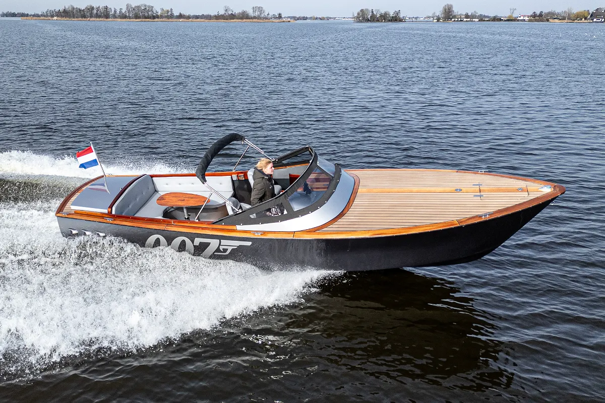 Custom Aluminium Tender 19