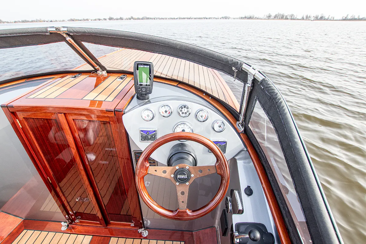Custom Aluminium Tender 23