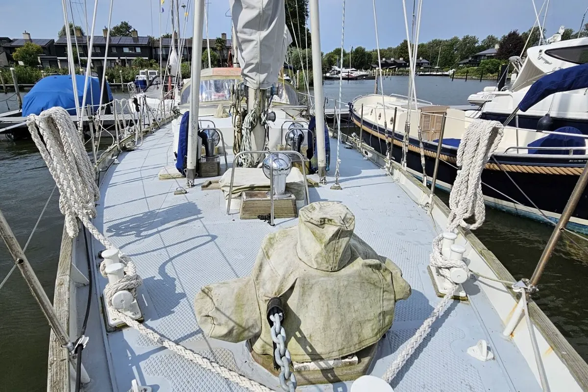Alan Pape 46 Ketch 15