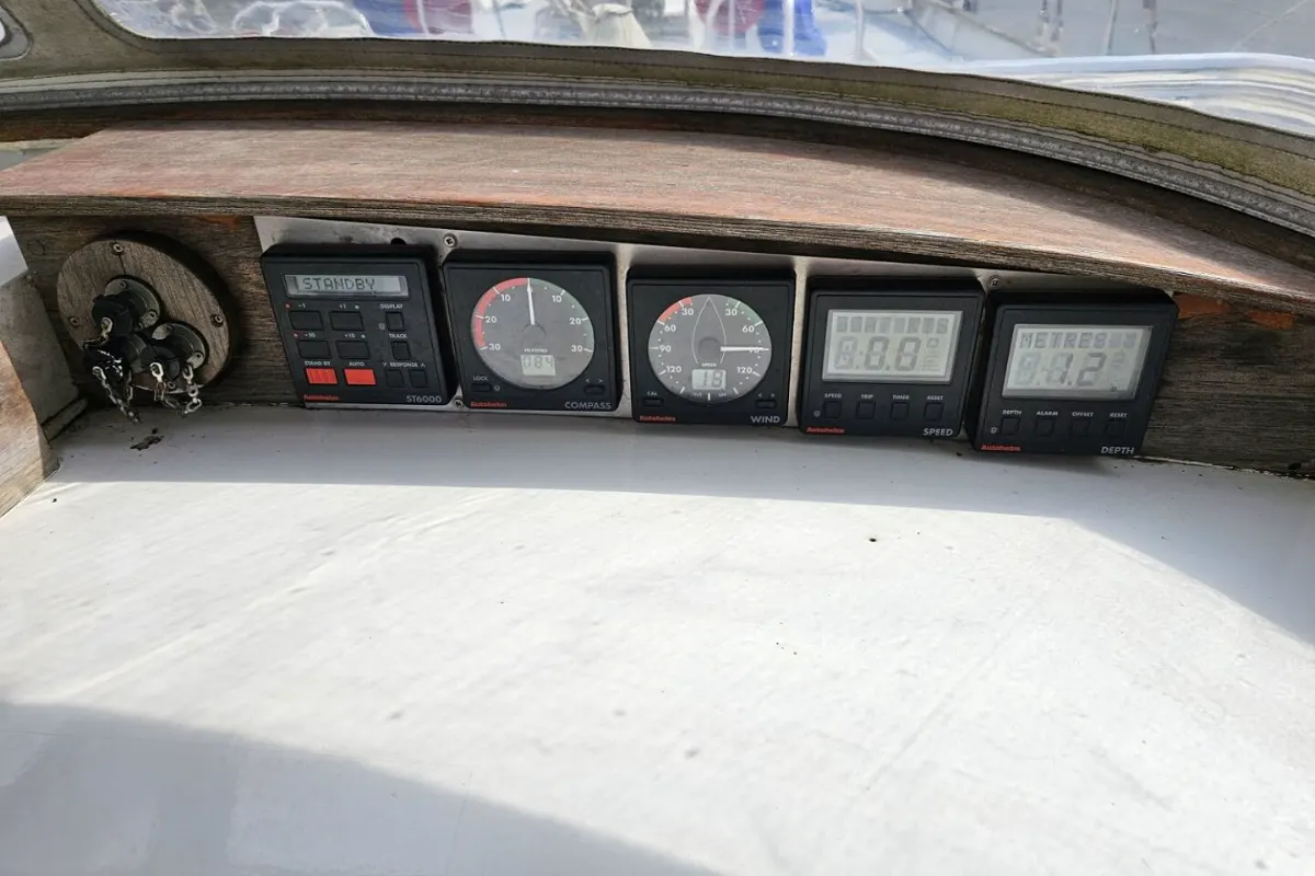 Alan Pape 46 Ketch 24