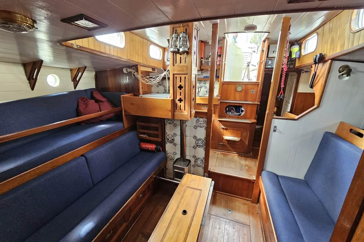 Alan Pape 46 Ketch 34