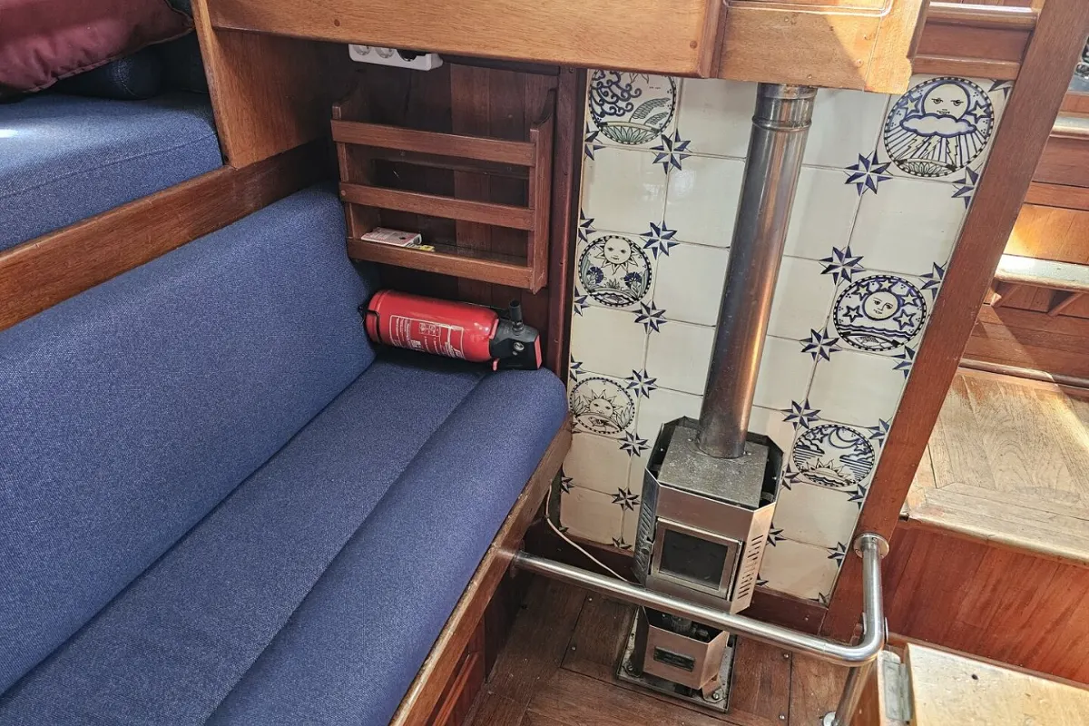 Alan Pape 46 Ketch 37