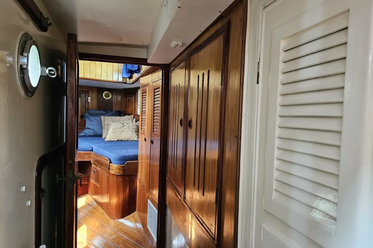 Alan Pape 46 Ketch 55