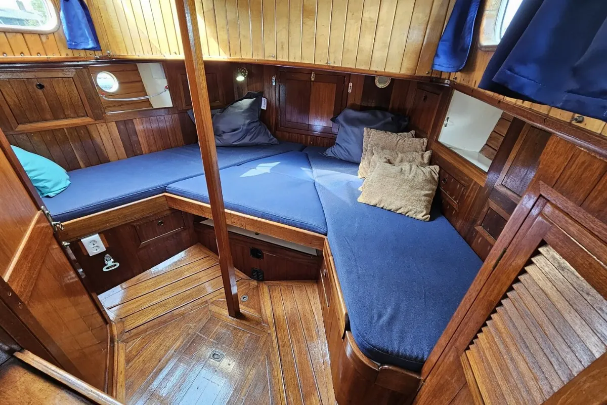 Alan Pape 46 Ketch 58