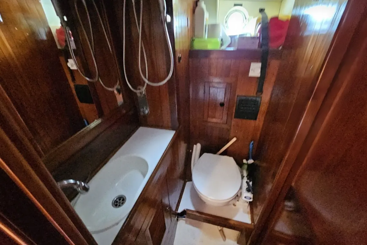 Alan Pape 46 Ketch 61