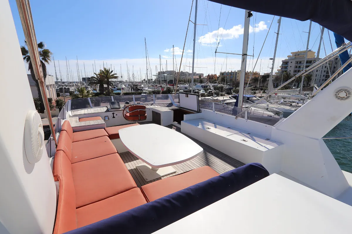 Marcelo Penna Trawler 70 32