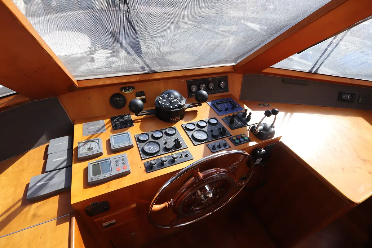Marcelo Penna Trawler 70 150