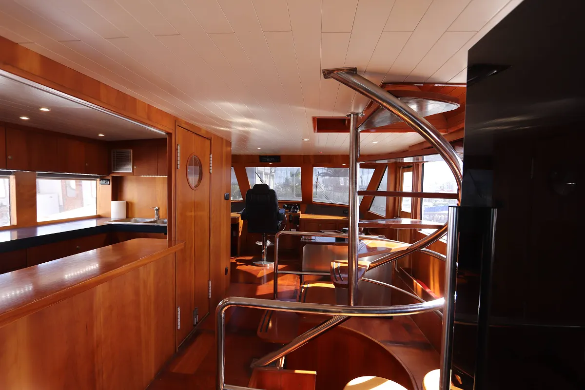 Marcelo Penna Trawler 70 144