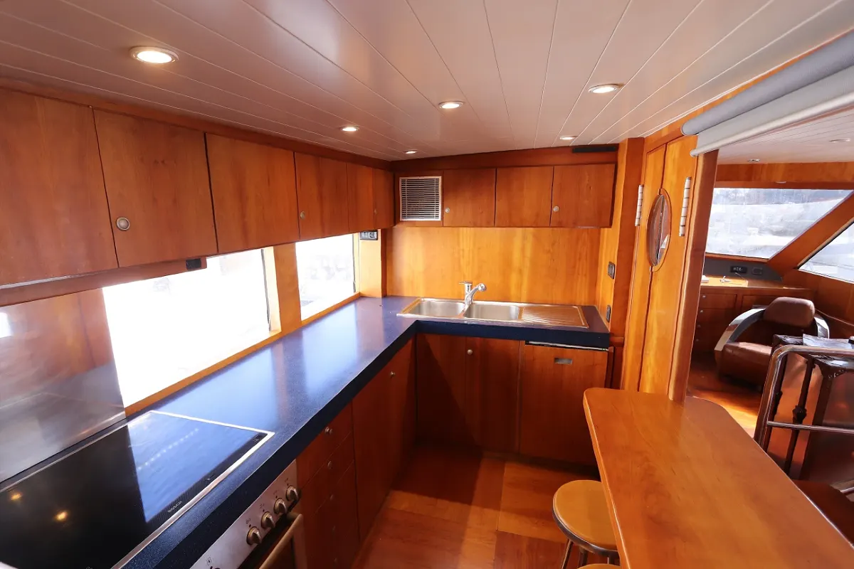 Marcelo Penna Trawler 70 103