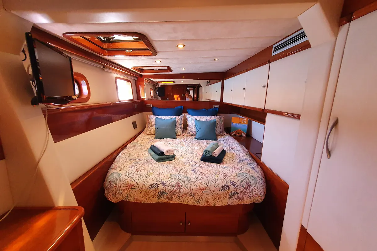 Sunreef 62 23
