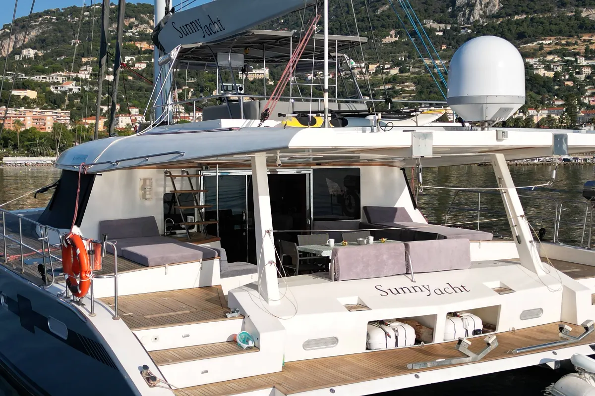 Sunreef 62 43