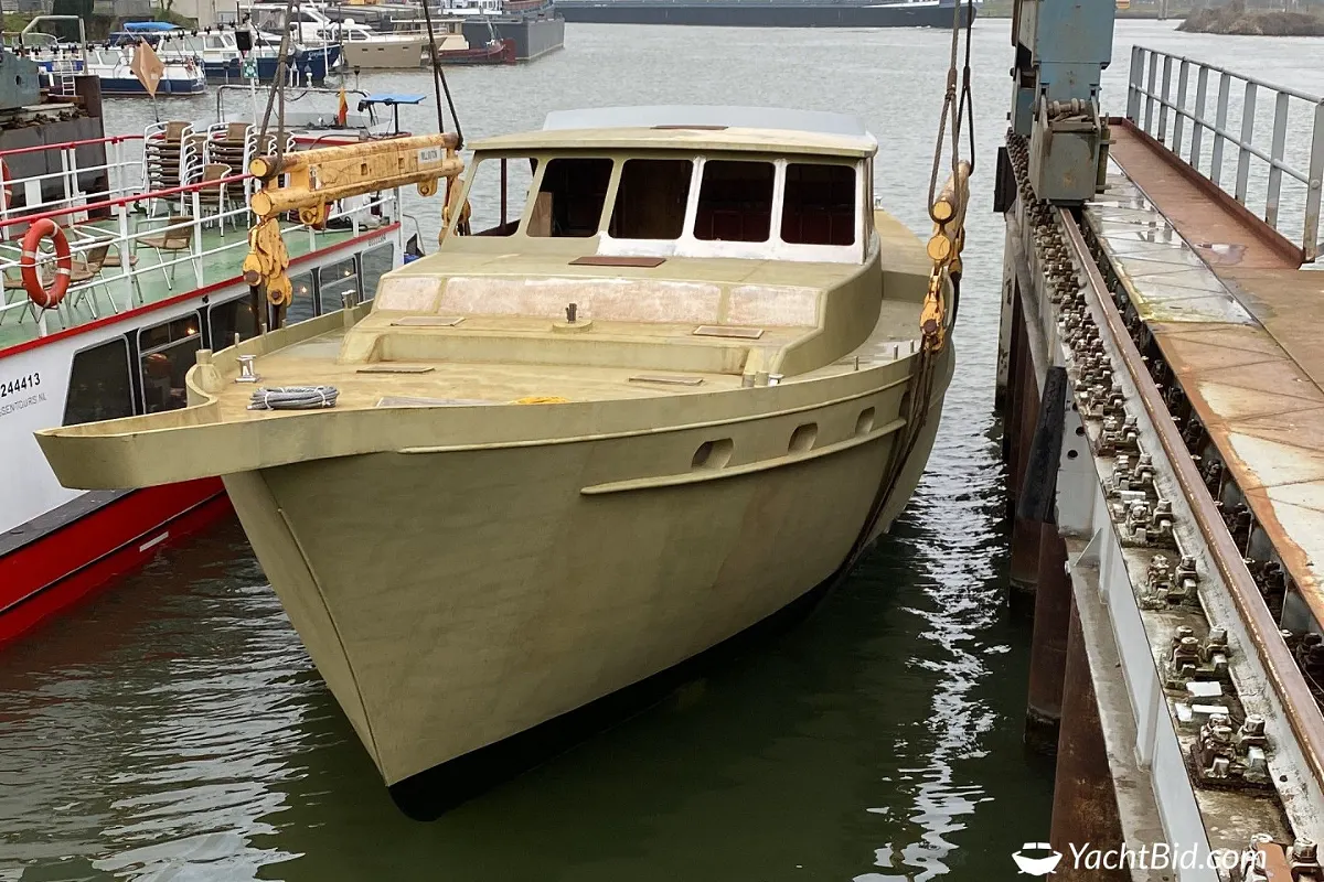 Helleman Steel Ketch Casco 24M 8