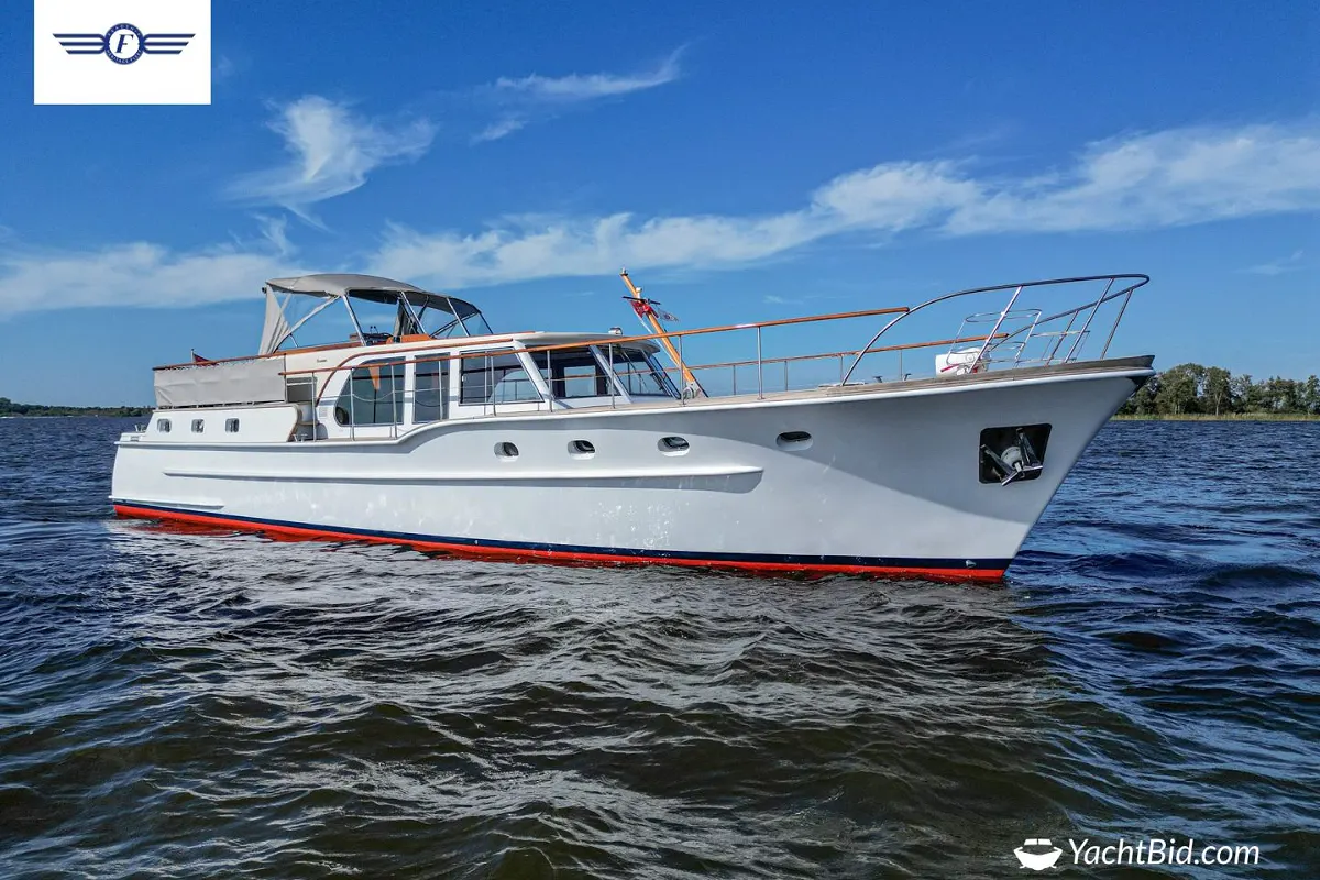 Feadship Van Lent ''MUMTAJ'' 33