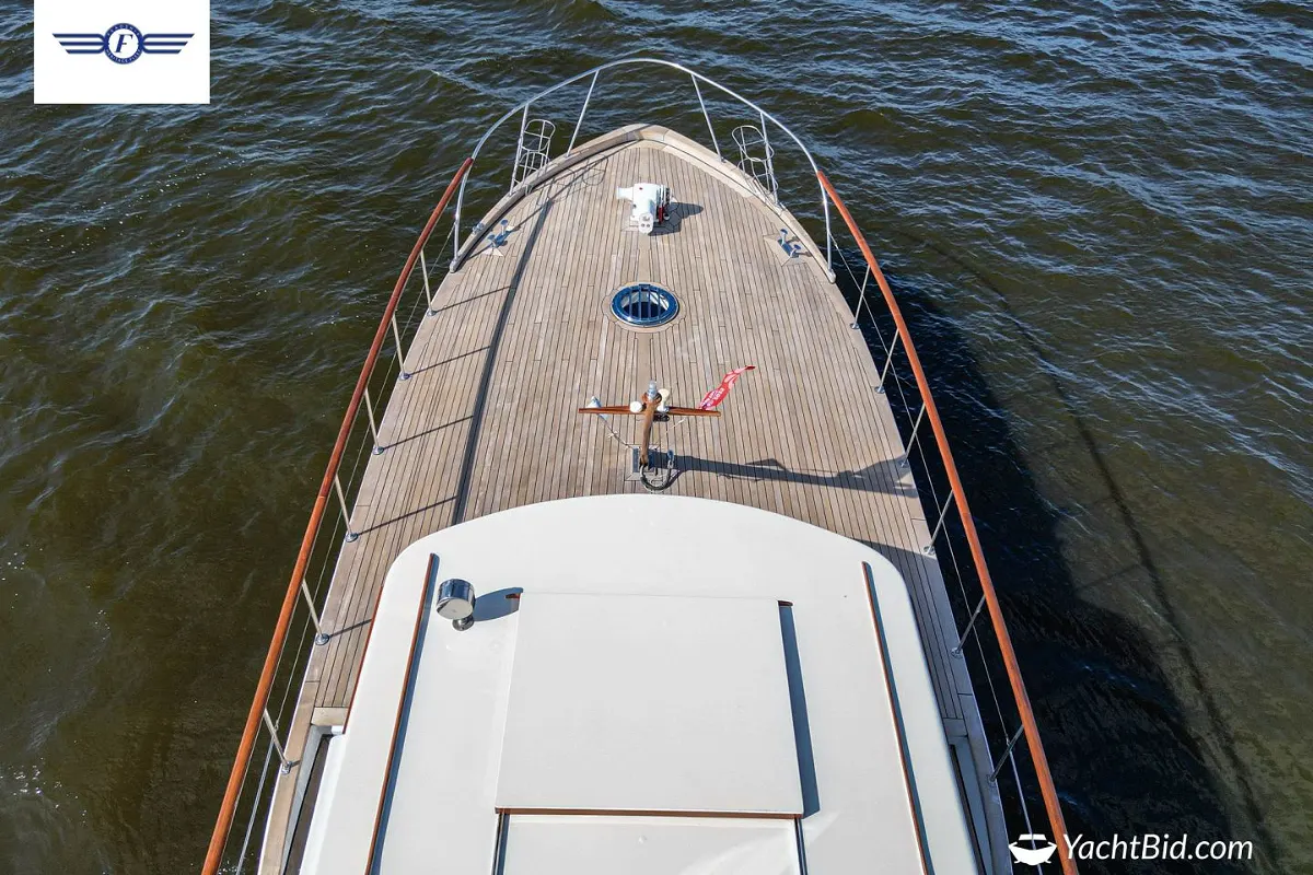 Feadship Van Lent ''MUMTAJ'' 37